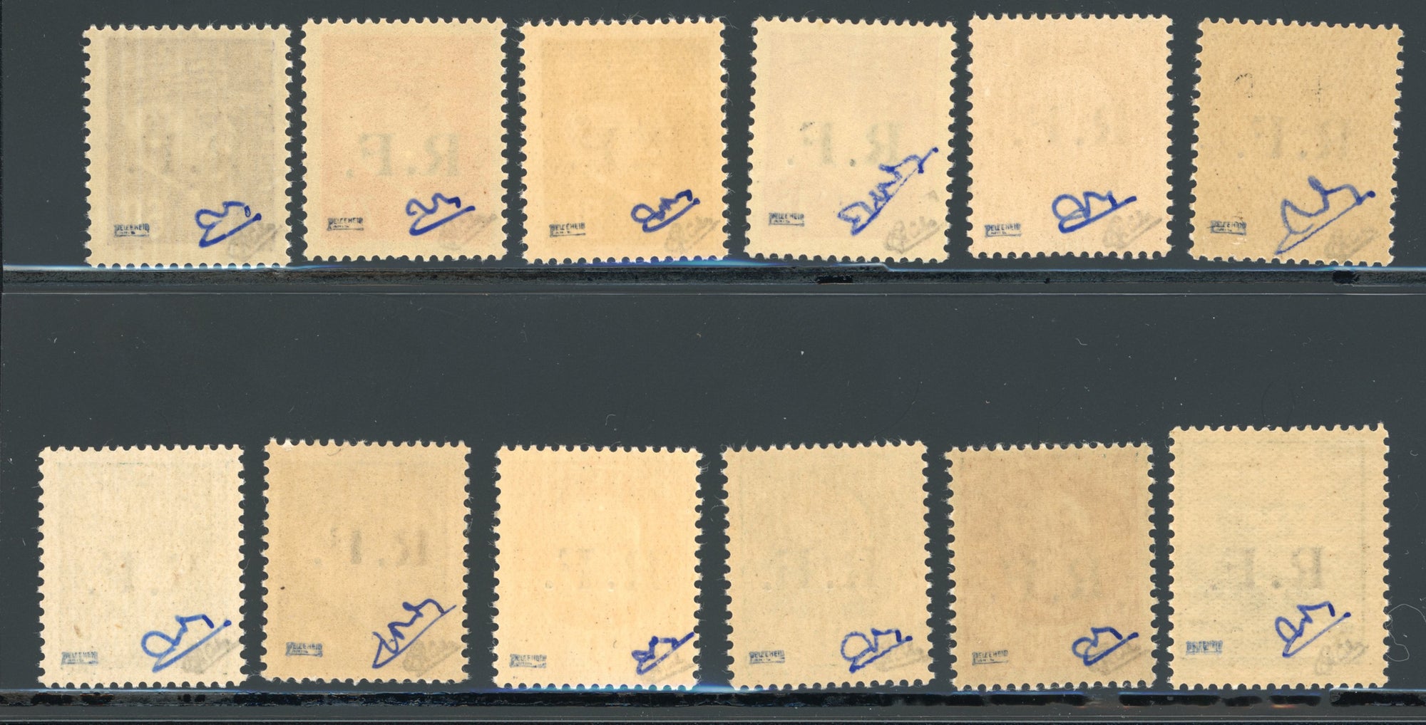 Libération de Salon de Provence - la série des 12 timbres au type Pétain - neufs** - SUP - signés et avec certificat papier Calves