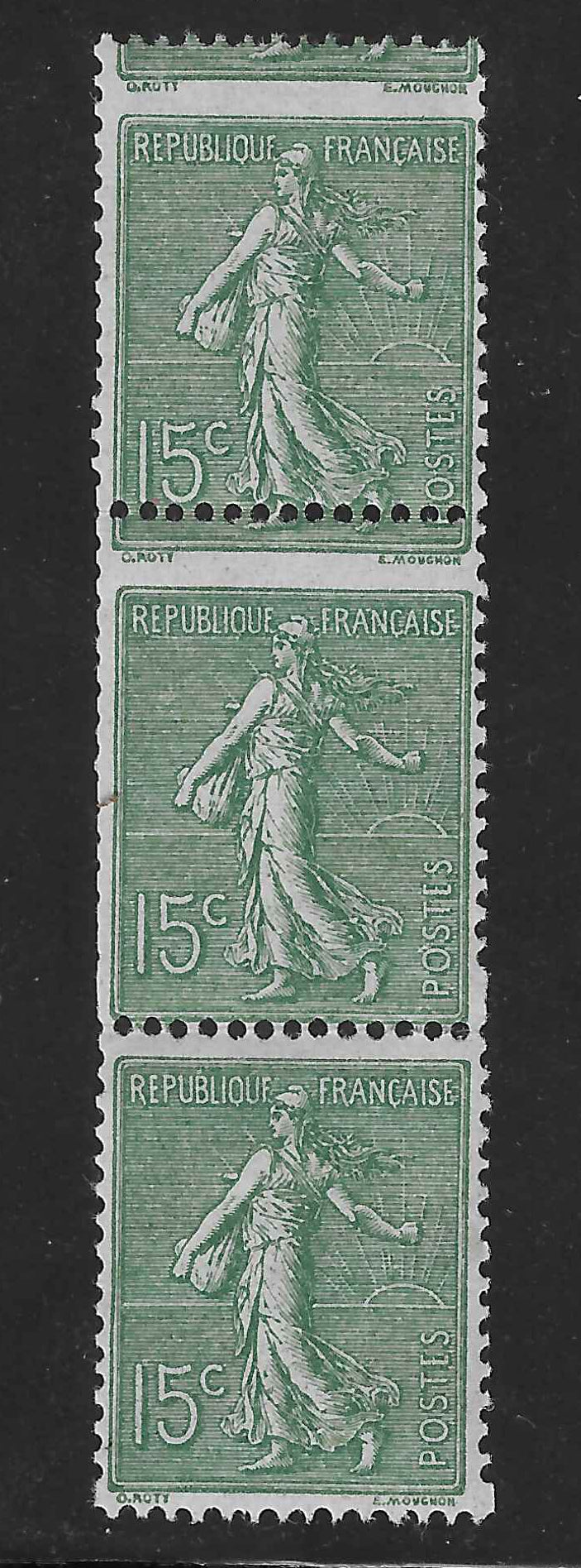 N°YT 130 - Semeuse - variété de piquage en bande de 3 exemplaires - neufs* - TB - signée Calves